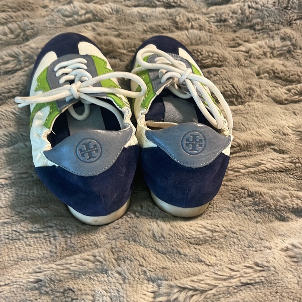 tory burch tennis shoes